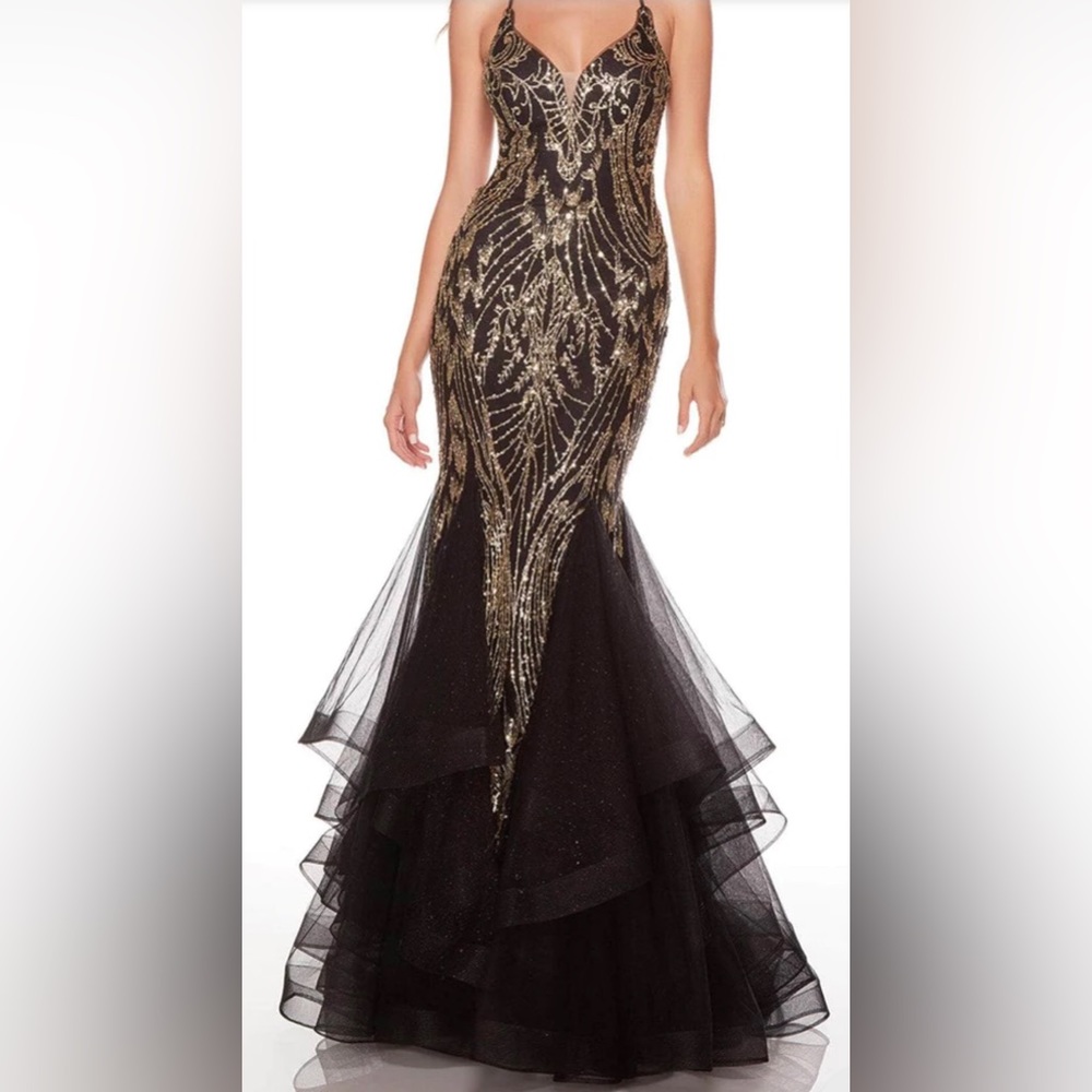 Alyce Paris Formal Dress Size 6 NWT